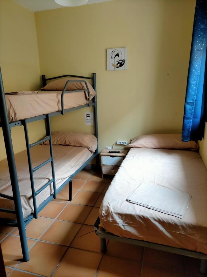 Albergue Santa Barbara Aliaga Екстер'єр фото